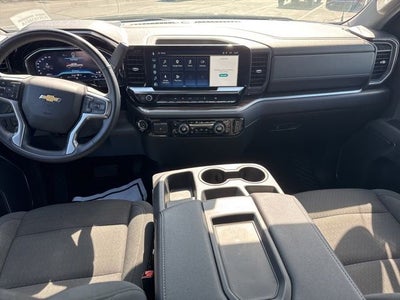 2025 Chevrolet Silverado 1500 LT (2FL)