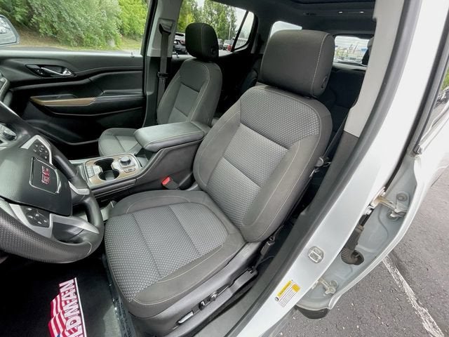2021 GMC Acadia SLE