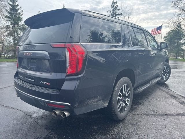 2022 GMC Yukon XL AT4