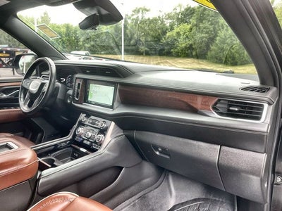 2023 GMC Yukon XL Denali Ultimate