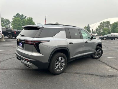 2024 Chevrolet Traverse LT