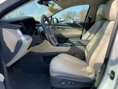 2022 Cadillac XT5 Premium Luxury