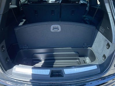2025 Cadillac XT6 Luxury