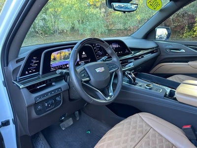2024 Cadillac Escalade Sport