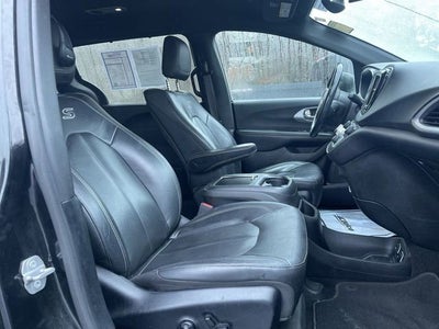 2020 Chrysler Pacifica Touring L Plus