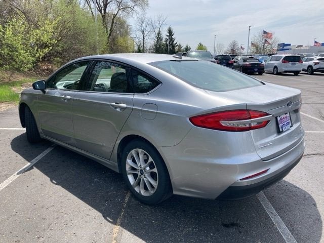 2020 Ford Fusion SE