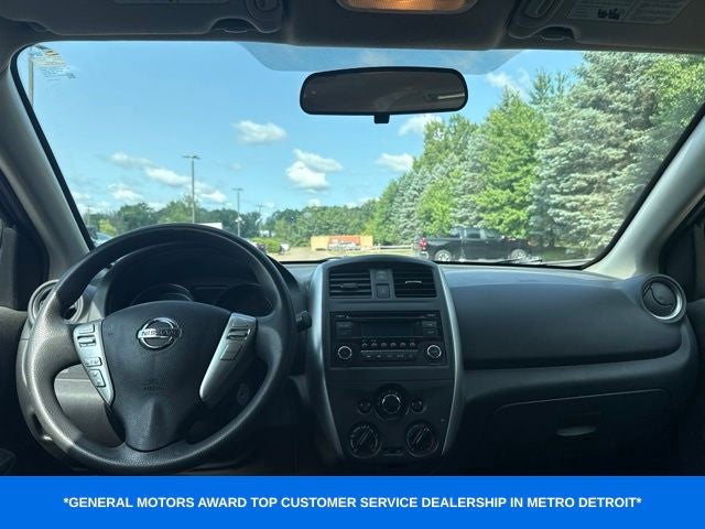 2017 Nissan Versa Sedan SV