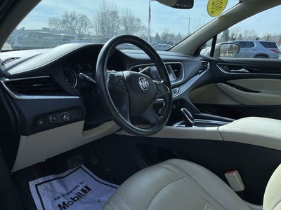 2020 Buick Enclave Essence