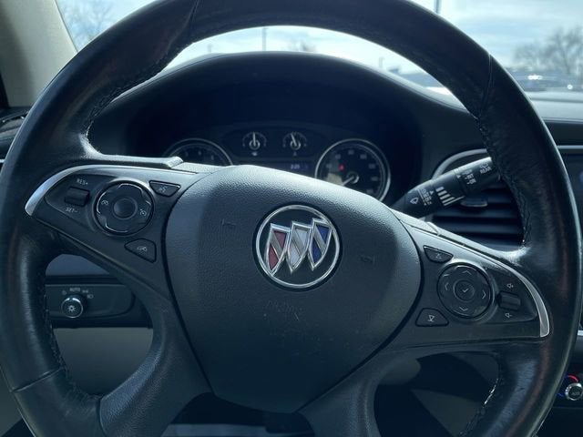 2020 Buick Enclave Essence