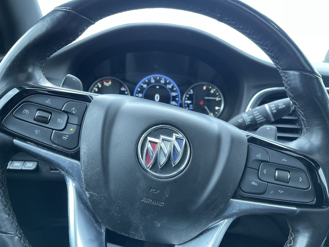 2022 Buick Enclave Avenir