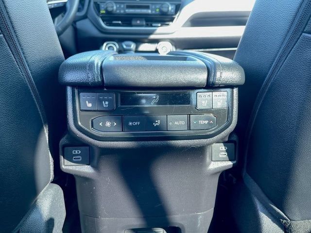 2025 Toyota Grand Highlander Platinum