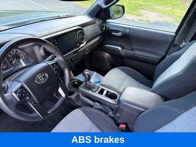 2021 Toyota Tacoma 4WD SR Double Cab 5' Bed V6 AT (GS)