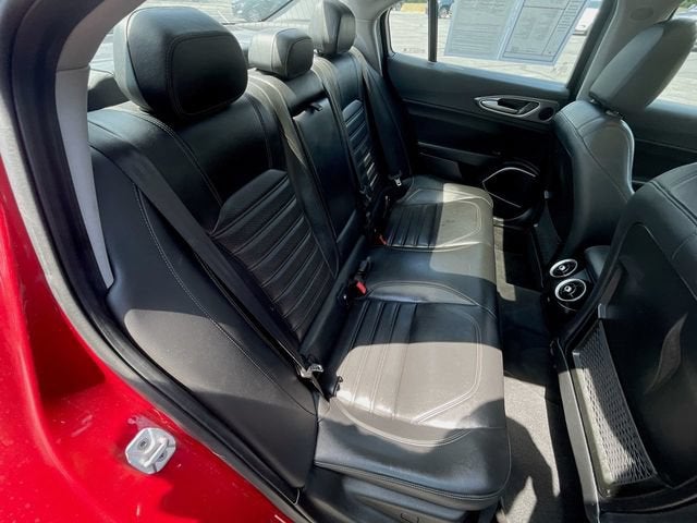 2017 Alfa Romeo Giulia Ti RWD