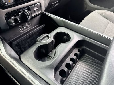 2022 RAM 1500 Big Horn Crew Cab 4x4 5'7" Box