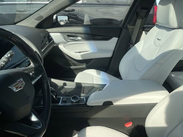 2022 Cadillac CT5 Premium Luxury