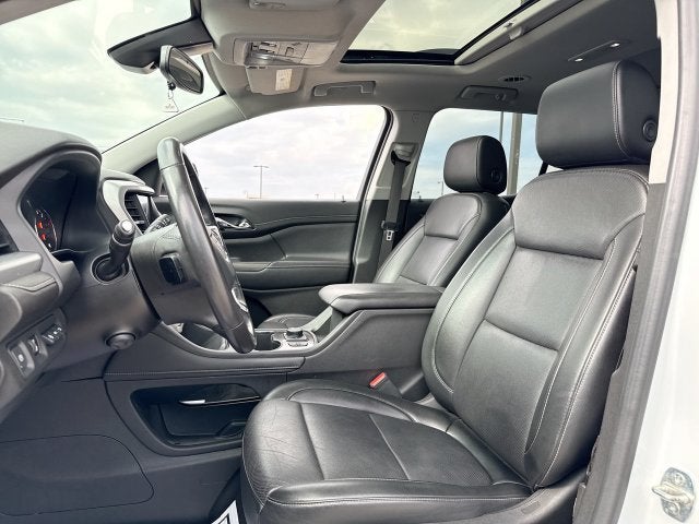 2022 GMC Acadia SLT