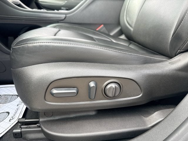 2022 GMC Acadia SLT