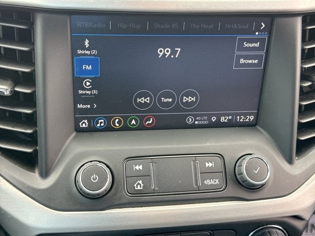2022 GMC Acadia SLT