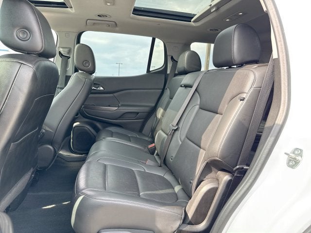 2022 GMC Acadia SLT