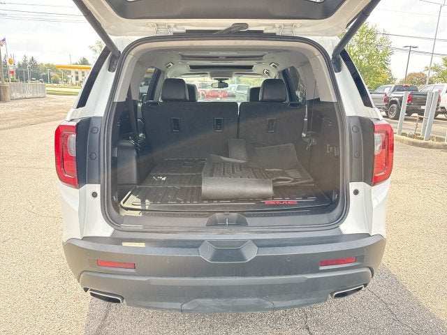 2022 GMC Acadia SLT