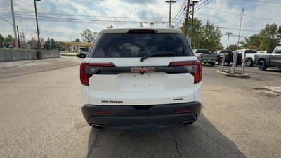2022 GMC Acadia SLT