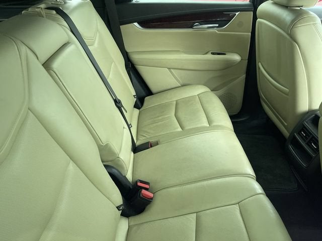 2018 Cadillac XT5 Luxury FWD