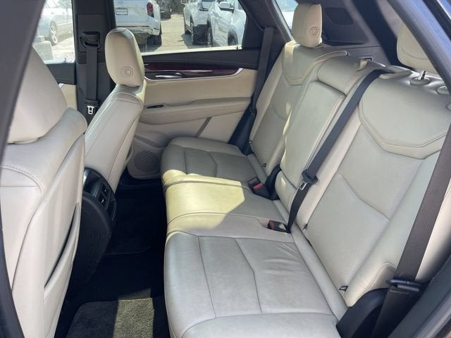 2018 Cadillac XT5 Luxury FWD