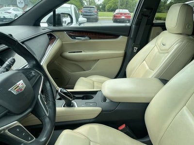 2018 Cadillac XT5 Luxury FWD