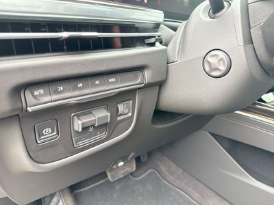 2025 Cadillac Escalade Premium Luxury