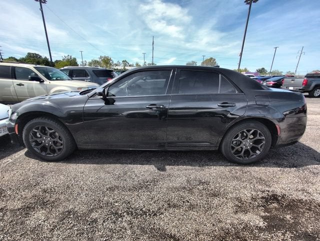 2022 Chrysler 300 Touring L