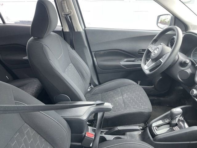 2022 Nissan Kicks S
